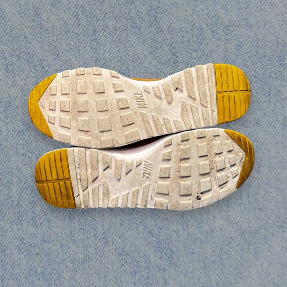 Nike Air Max Tavas Men’s Sneakers in Mustard Yellow - Size 11 - Picture 5 of 6